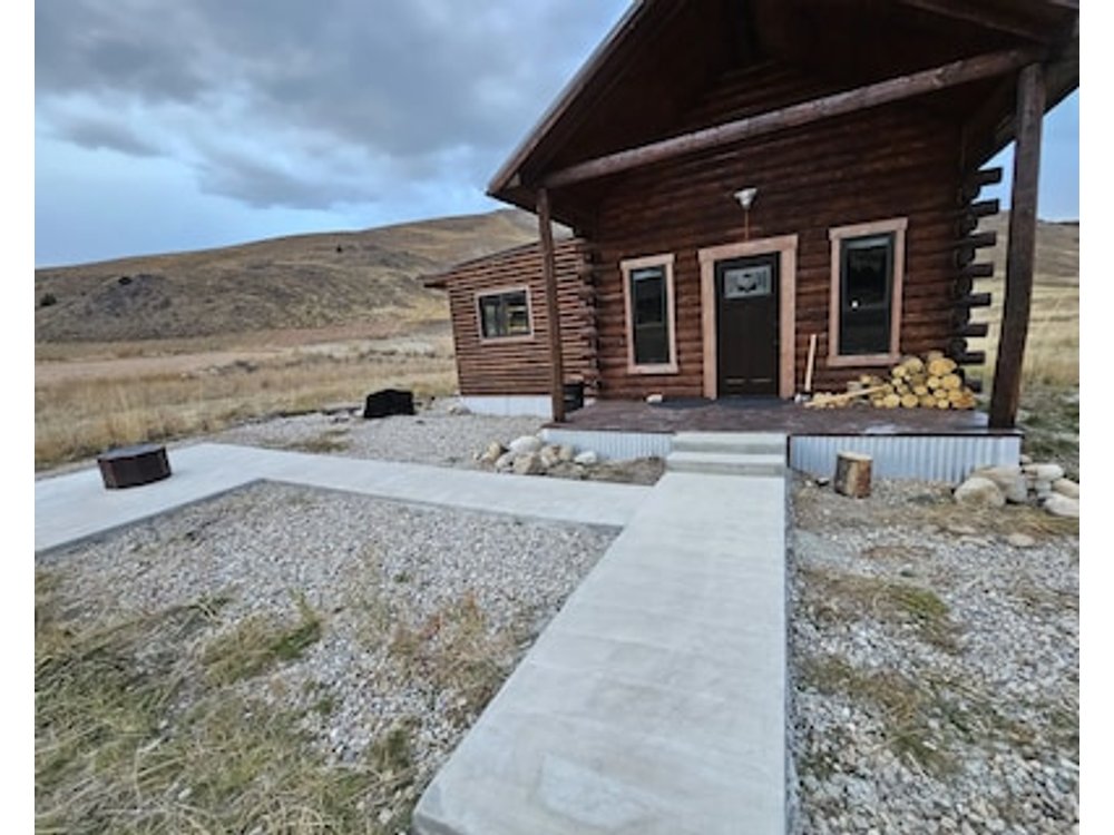 Reboot Recover Recreate…centrally Located 20 Acre Mill Creek Getaway Cabin!
