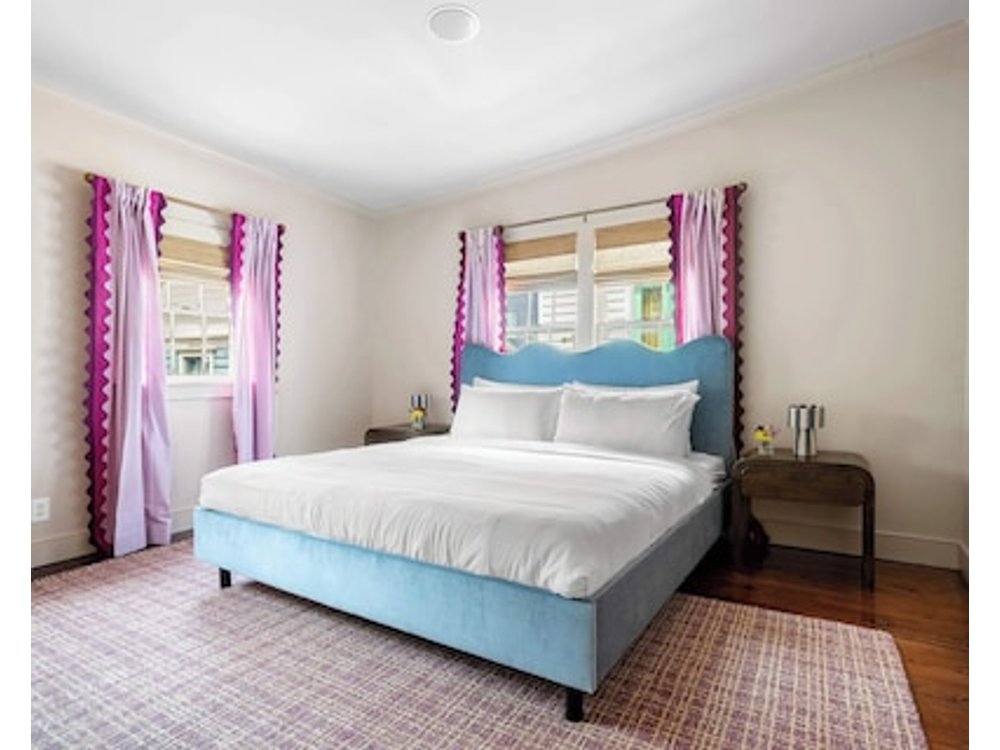 King Street Getaway - Downtown Charleston