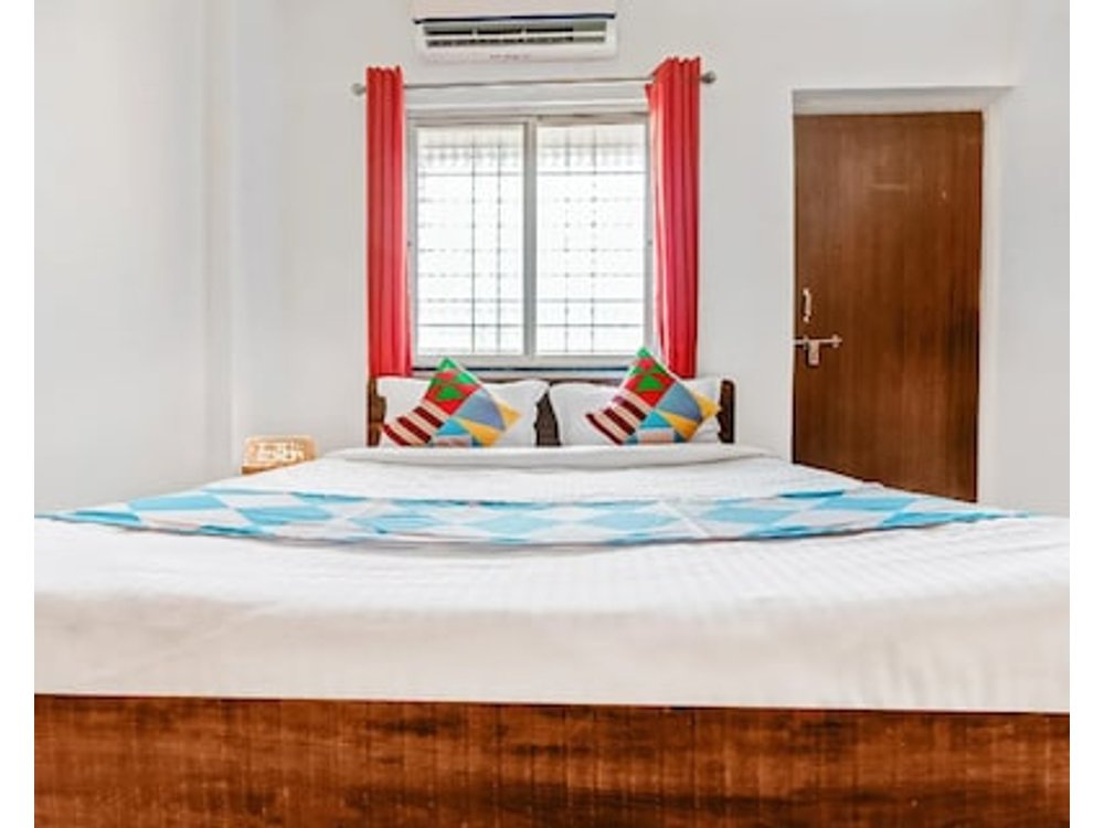 Oyo Home 77979 Elegant Rk Fursungi
