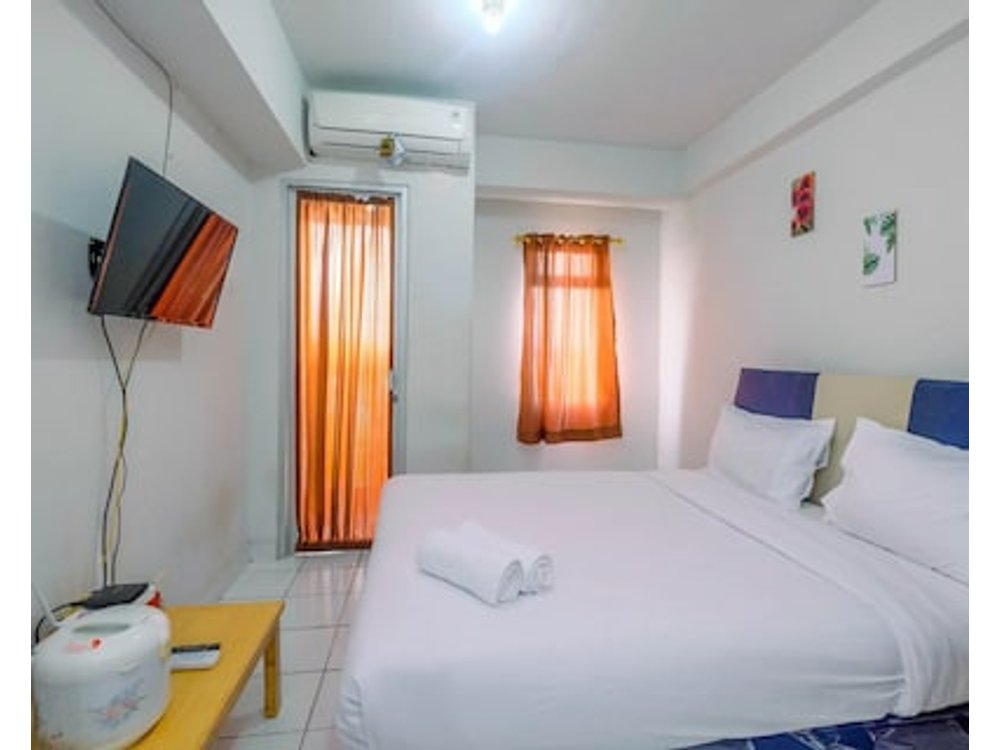 Comfortable And Homey Studio Apartment At Dramaga Tower Near Ipb By Travelio