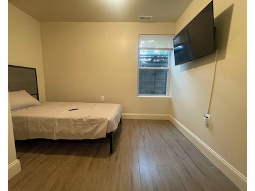 Chic 5-bedroom/ 2 B Apartment In Washington With Ac Wifi