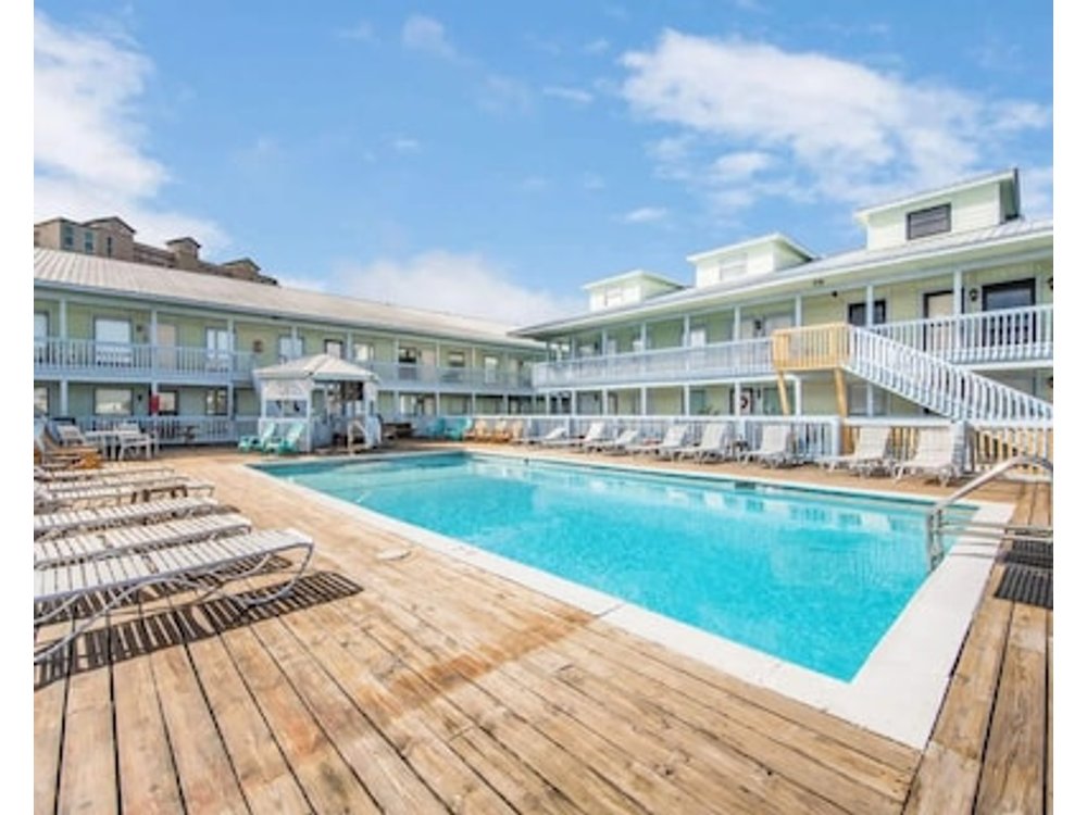 Breezy Getaway - The Affordable Beach Getaway