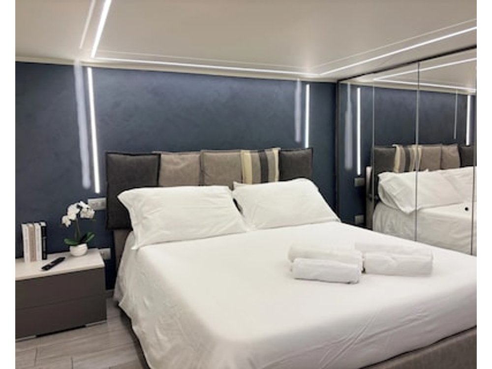 Modern loft for 4 people 5 minutes from downtown Milan wi-fi and A/C