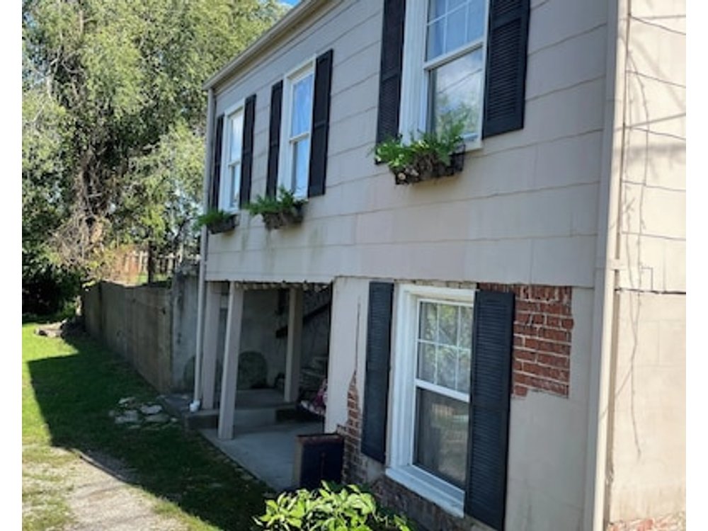 Peaceful River View Walking Distance To Downtown Quaint Cottage Built In 1850