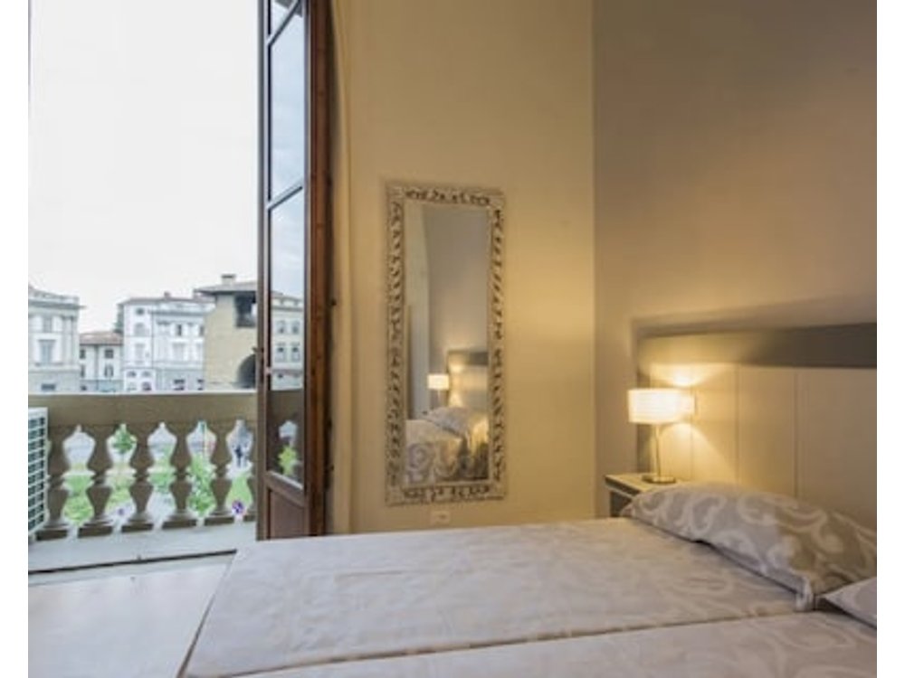 Studio Iris In Piazza Beccaria In Florence