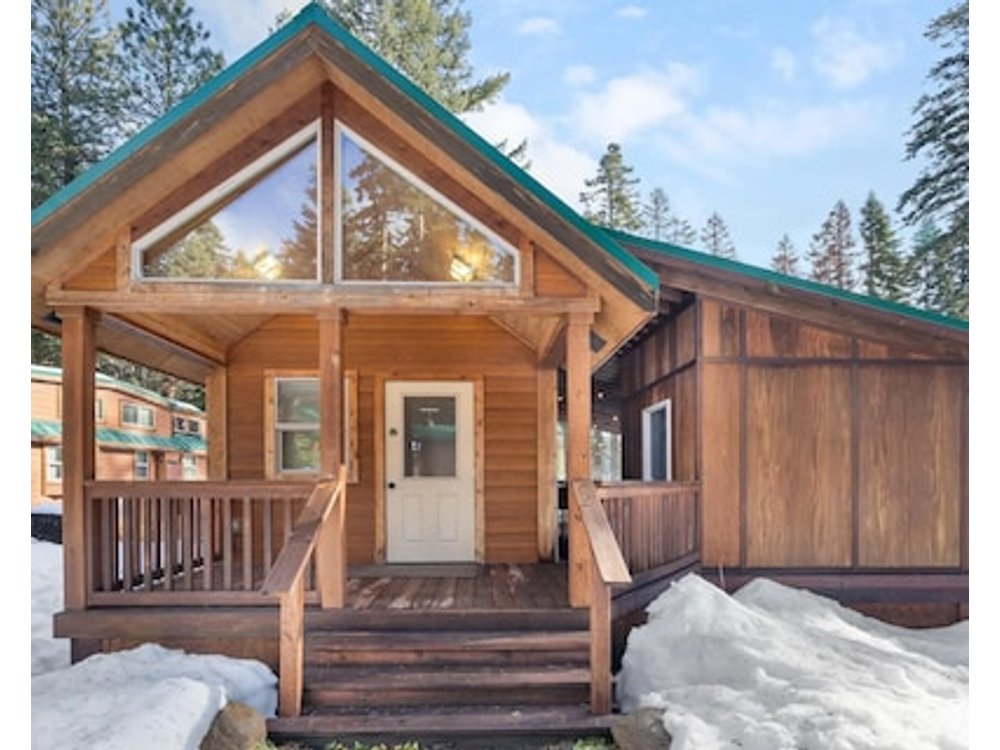 Blue Moon Cottage ~ Pet Friendly ~ 5 Blocks To Osf