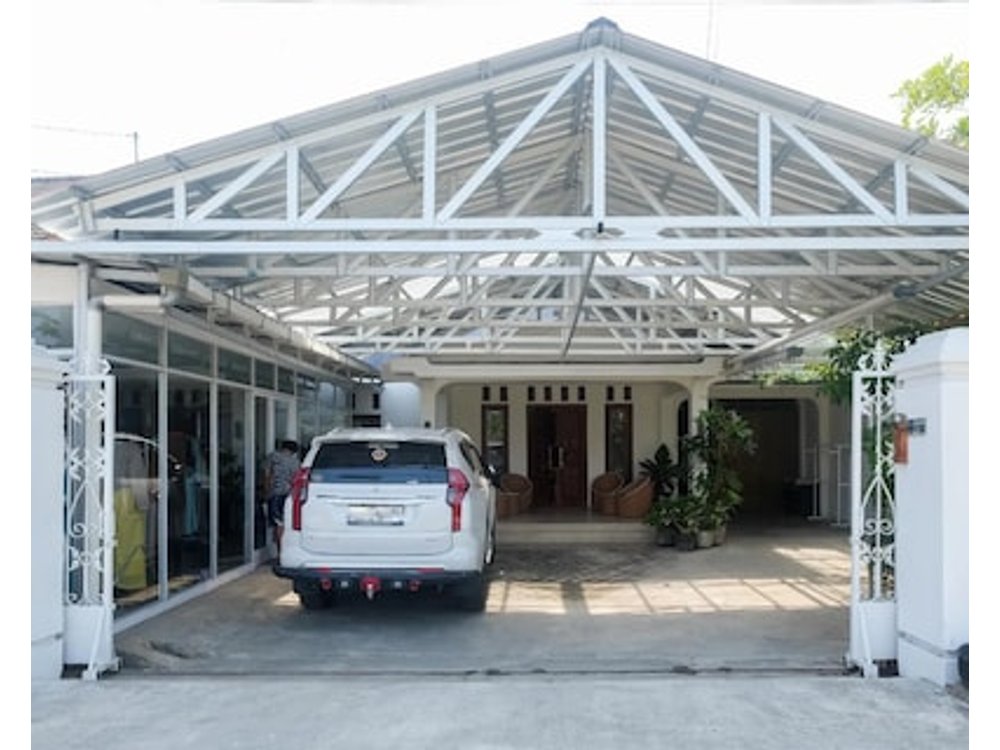 RedDoorz Syariah near Jogja Expo Center