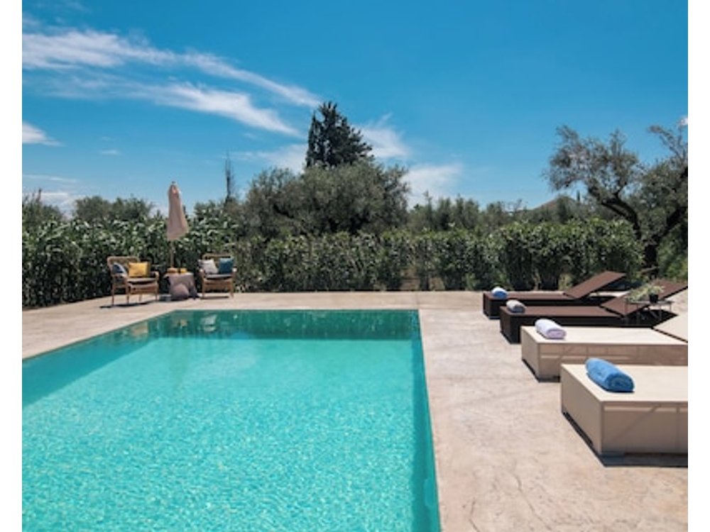 Astarte Villas - The Pine Tree Villa With Pool