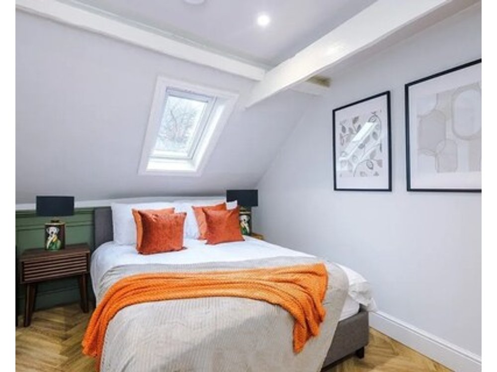 Charming 2-bedroom Flat In York - Sleeps 6