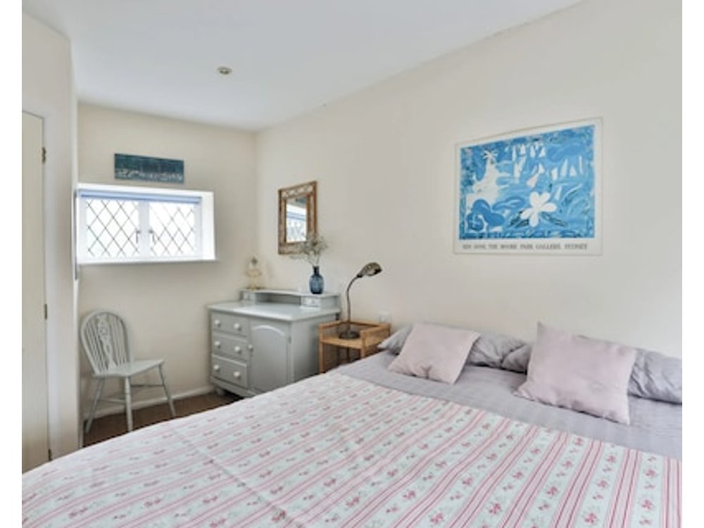 18th century cottage in Hook Norton