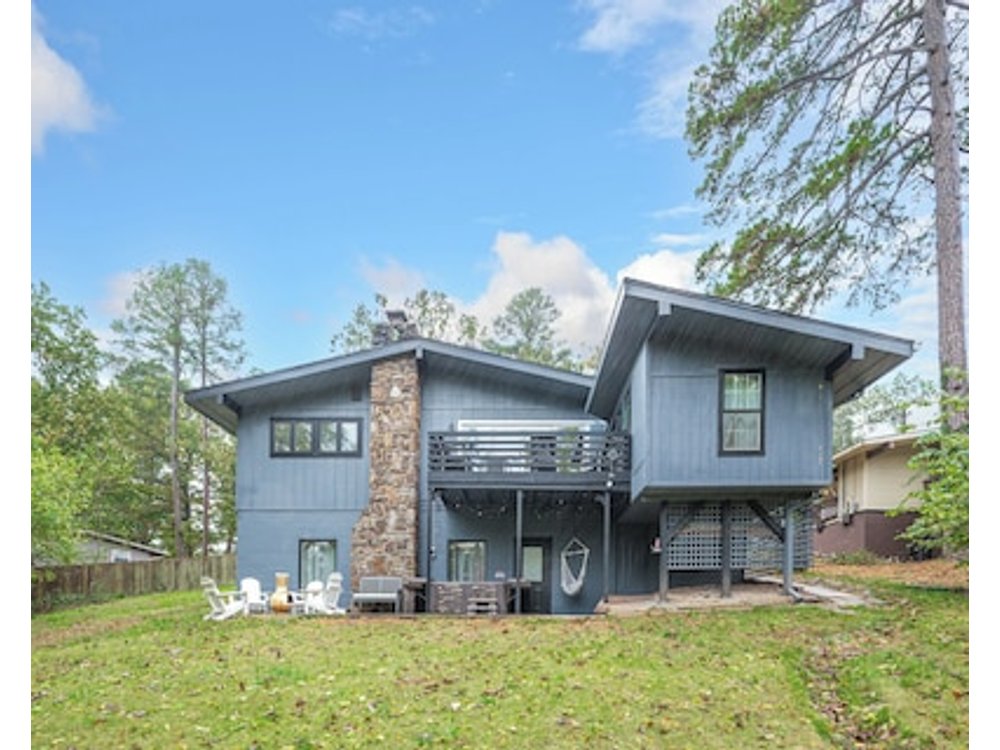 ~ NEW ~ Grisham Getaway: Hot Tub Game Room Firepit Kid & Pet Friendly