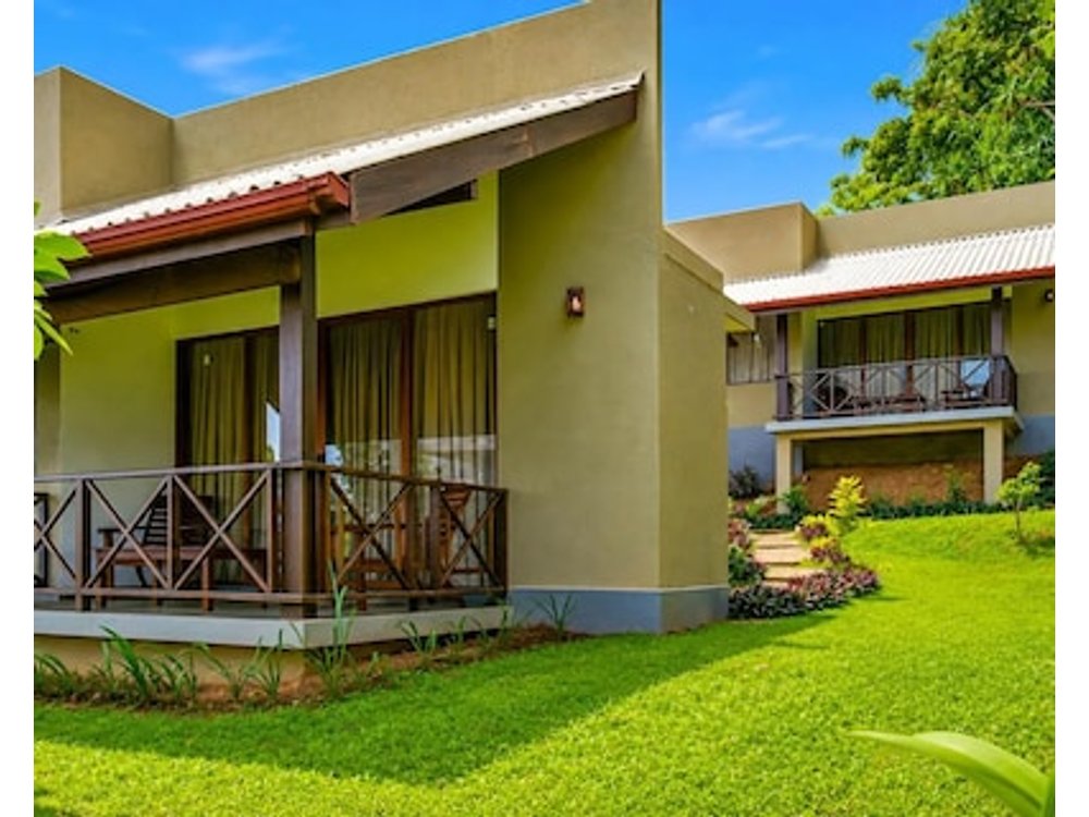 NatureSurf Villas - Private Garden Retreat at Hiriketiya Beach SPA Surf & Relaxation
