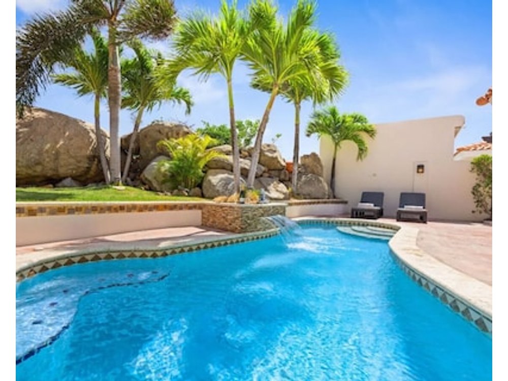 Luxurious 3BR Private Villa | Pool BBQ Serenity