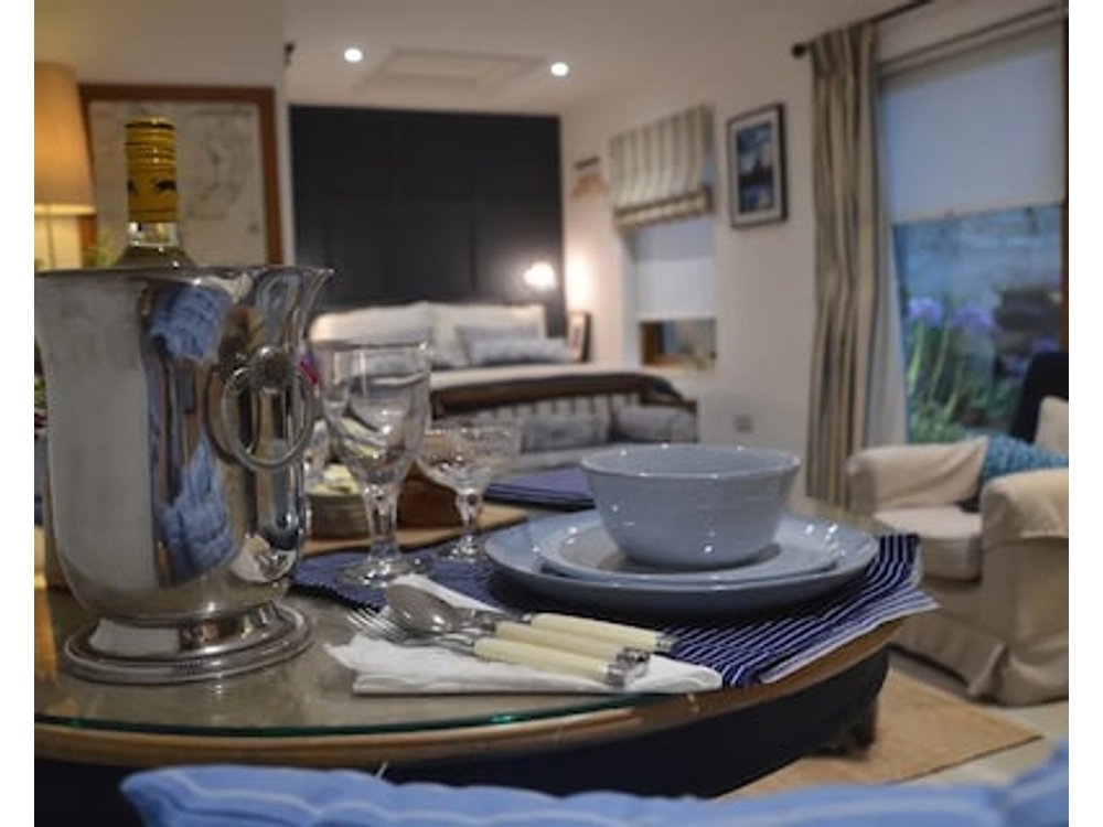 Ropewalk Cottage - A Little Treasure By The Coast