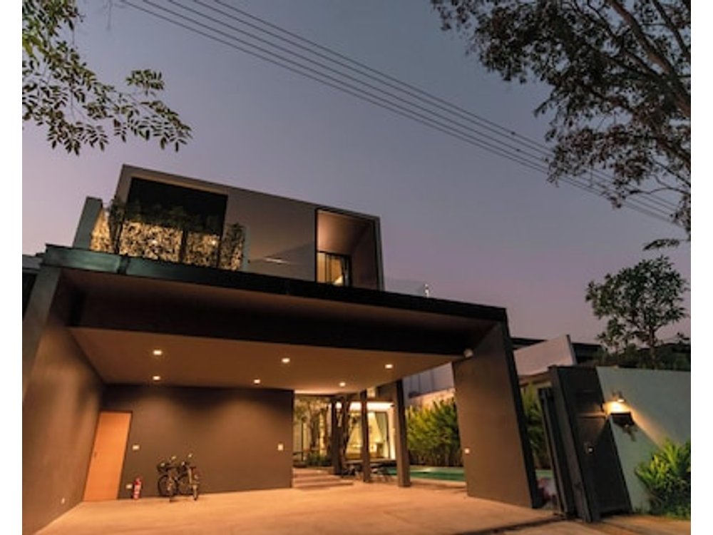 Boutique pool villas in Chiang Mai close to the airport and shopping mall