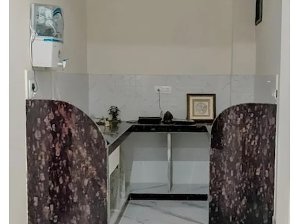 The Pink Nest - Backpackers Abode