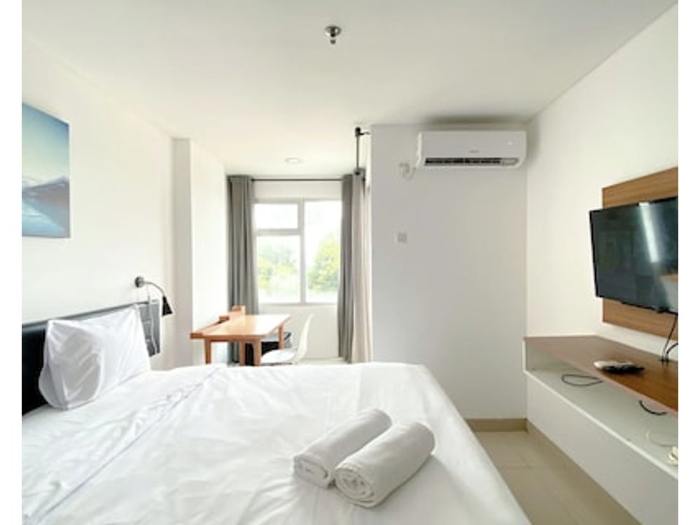 Modern Look And Homey Studio At Enviro Apartment