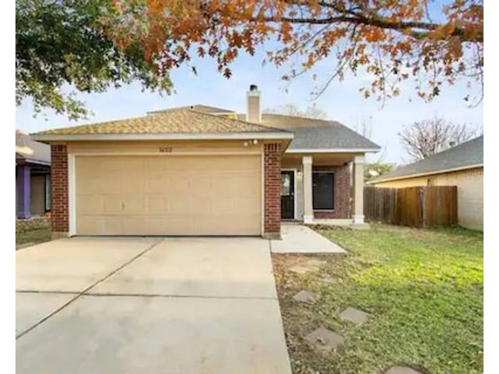 This house is a 4 bedroom(s) 3 bathrooms located in Austin TX.