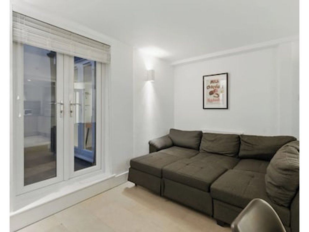 Stylish 2br Clerkenwell Apartment With Private Terrace In London