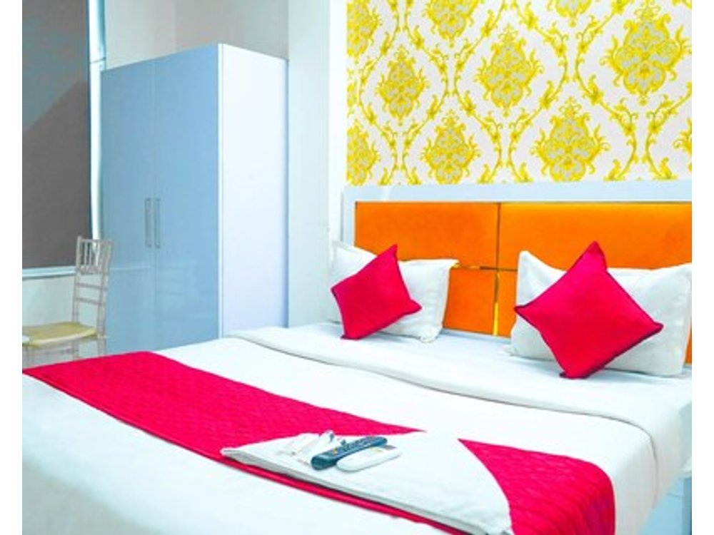 Roomshala 143 Shubham Residency Sec 70