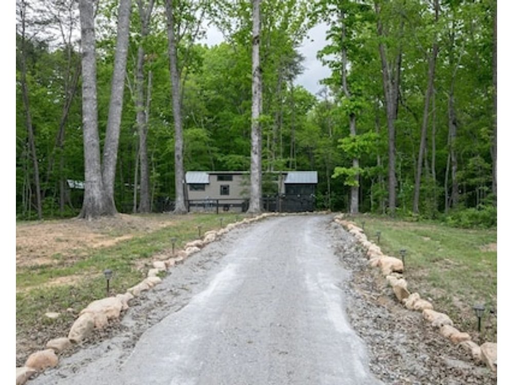 Beautiful Cottage with Nice Forest Sights in Tracy City Tennessee