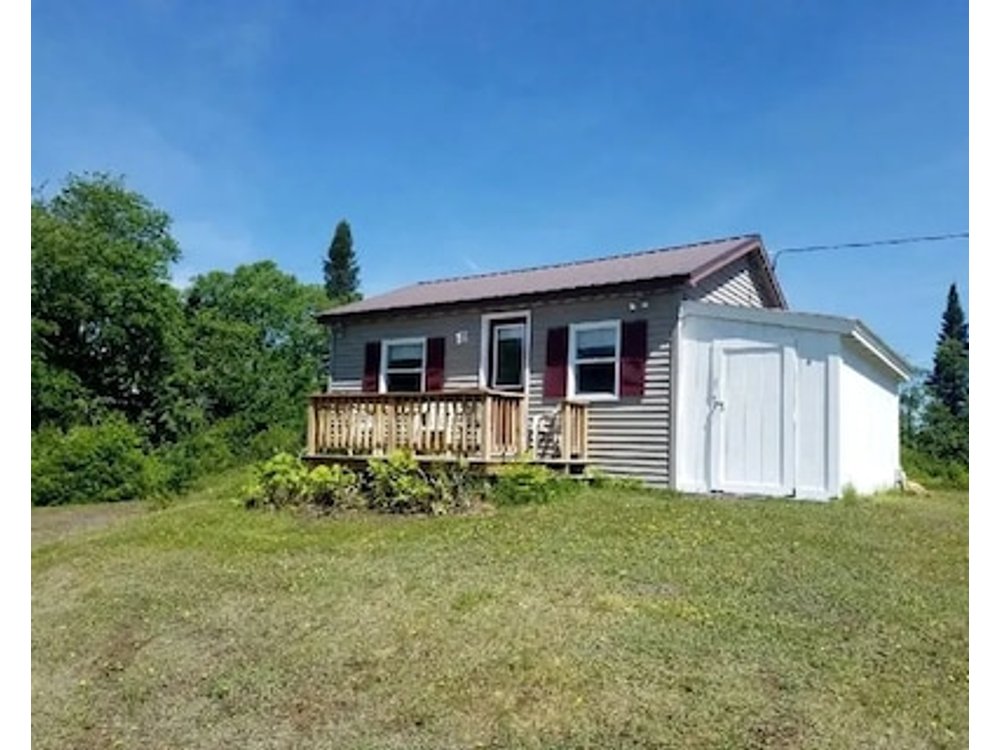Family Cabin in Stewartstown for a New Hampshire Weekend Getaway