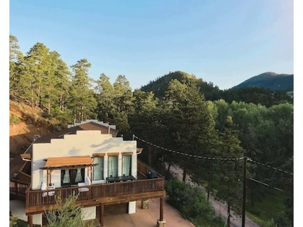 Southwest Mt Getaway | Fireplaces Views Hiking