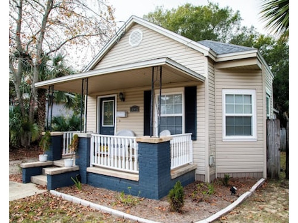 Charming Cottage In Historical Pensacola!