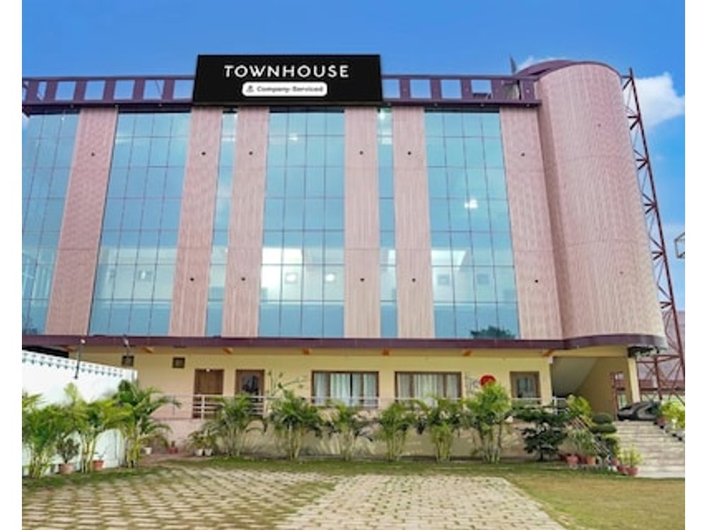 OYO Townhouse Awleshpur Crossway Varanasi Formerly Ganga Vatika