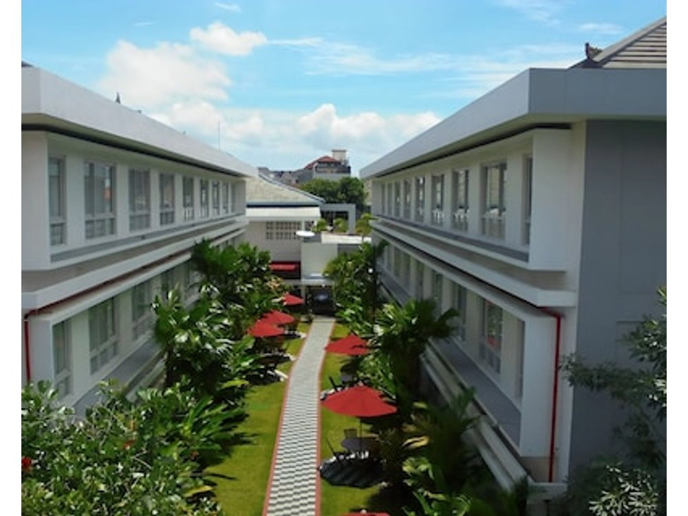 The Kanjeng Suites Kuta Galeria - Bali