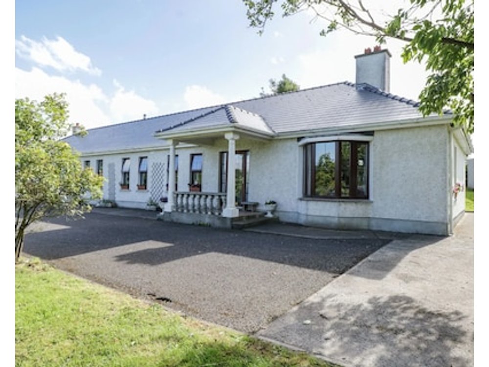 Belladrihid Cottage In Ballysadare County Sligo Ref 928800