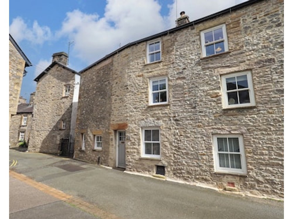 Back Cottage Pet Friendly In Kirkby Lonsdale Ref 30834