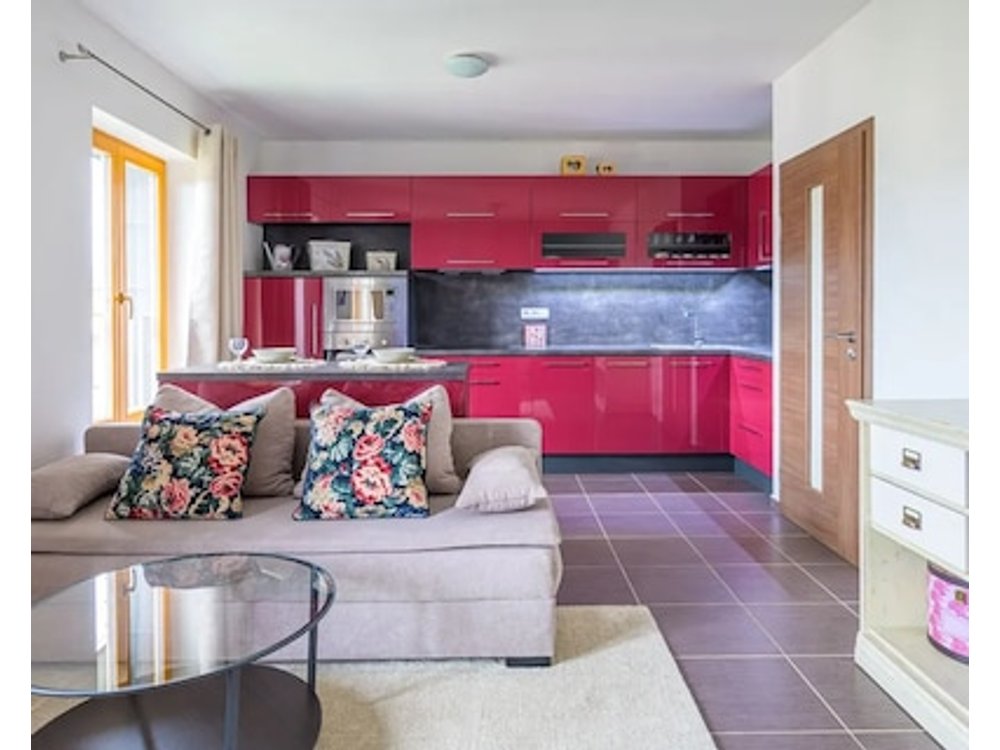 Luxury Flat in Brno PurpleRED