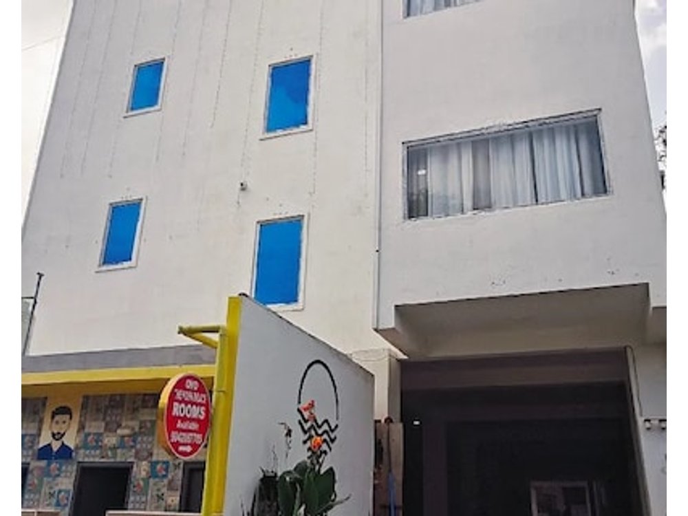 Roja Palace-Near Mahabalipuram Beach