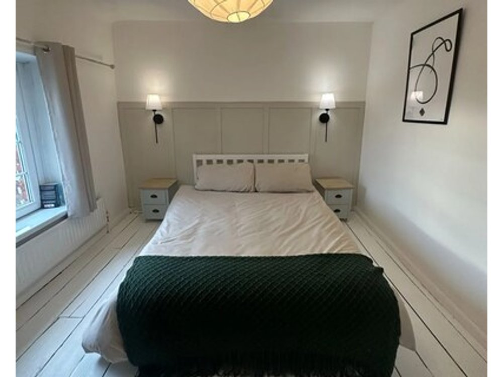 Cosy Cottage house Based in Cardiff City 5-10 min to City Center.