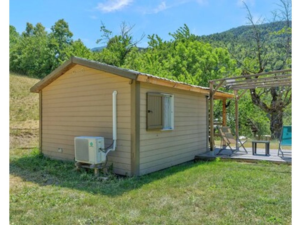 Cottage “À la Ferme du Marquisat” with Mountain View Wi-Fi and Air Conditioning