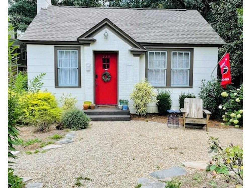 Classic City Cottage: Walk to 5 Points/UGA/Stadium