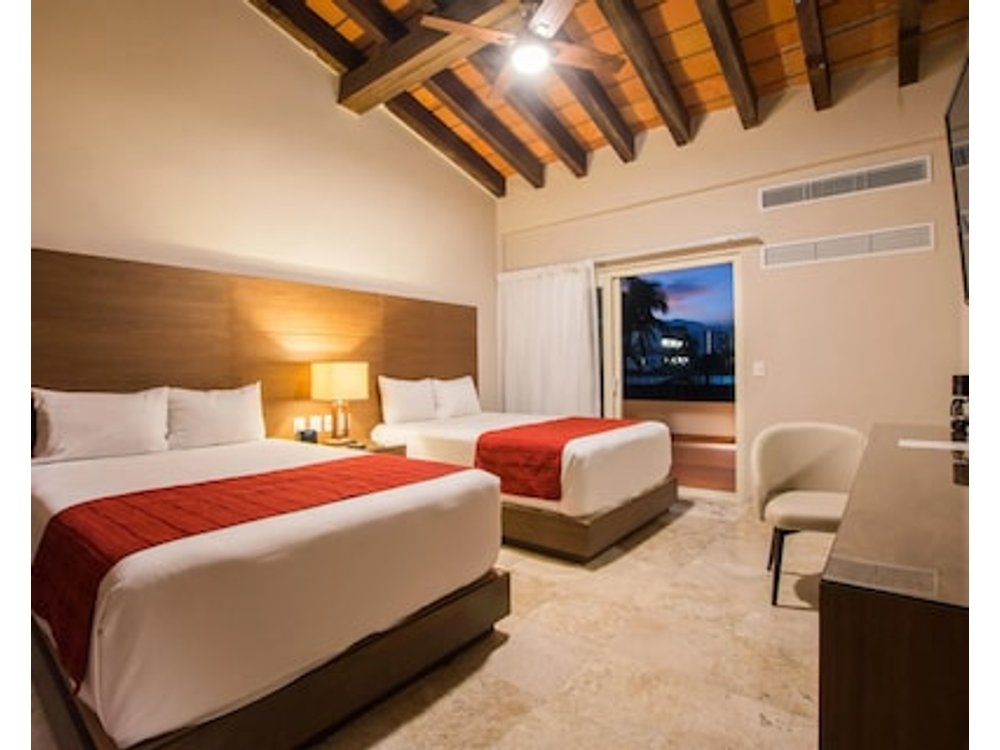 Crown Paradise Club Puerto Vallarta All Inclusive