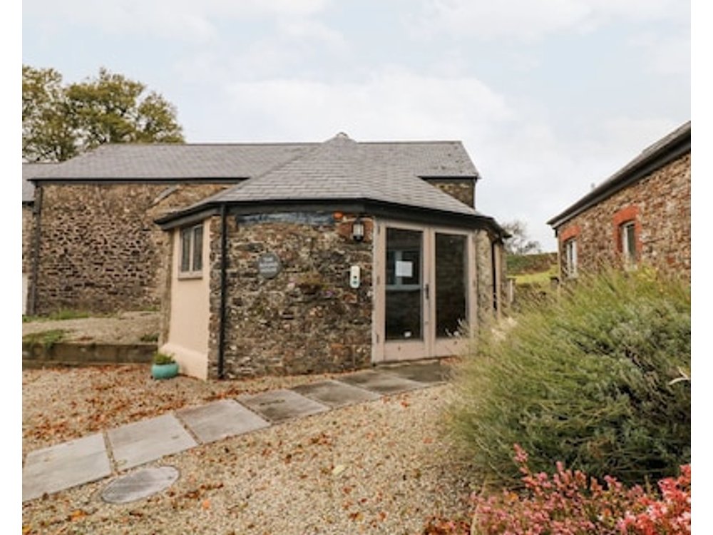 Cosy Cottage Pet Friendly Character Holiday Cottage In Lifton