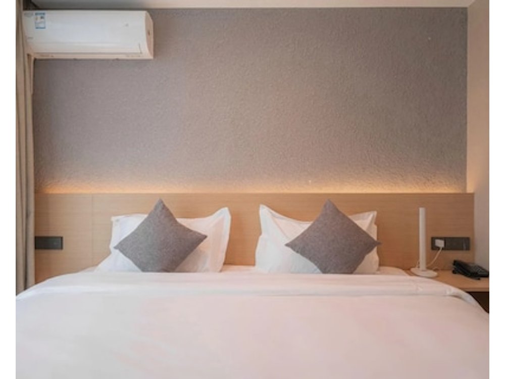 Charlotte Apartment (Zhuhai Gongbei Port Fuhuali)