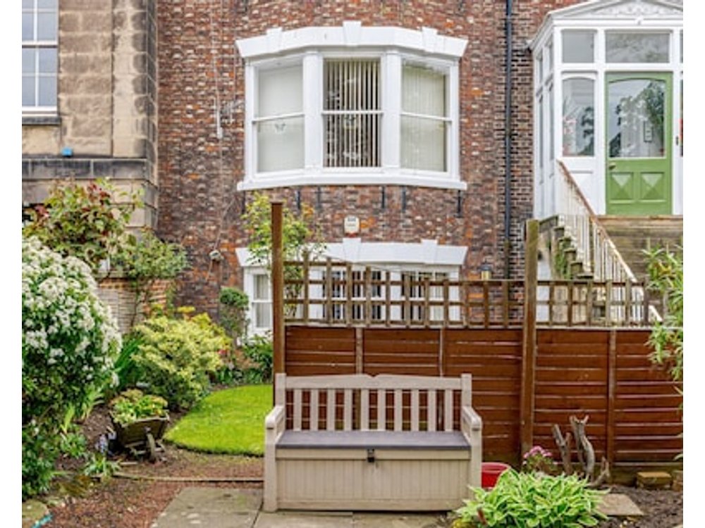 The Bolthole Luxury Holiday Cottage In Whitby Ref 23892