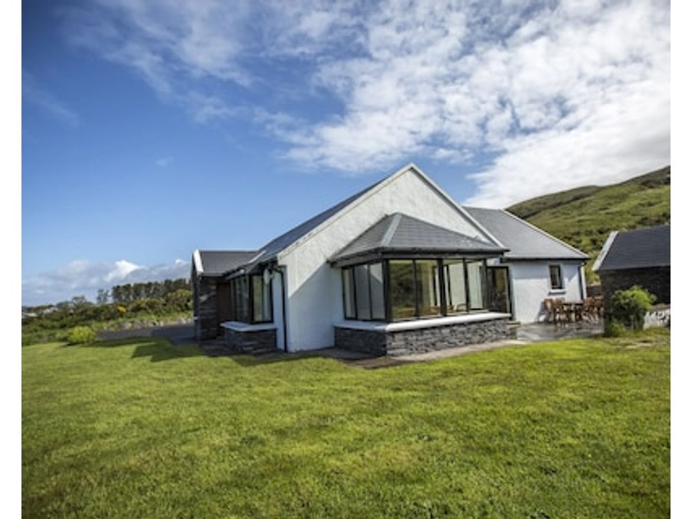 Luxury Seaside Cottage Stunning Ocean Views Waterville Ring Of Kerry