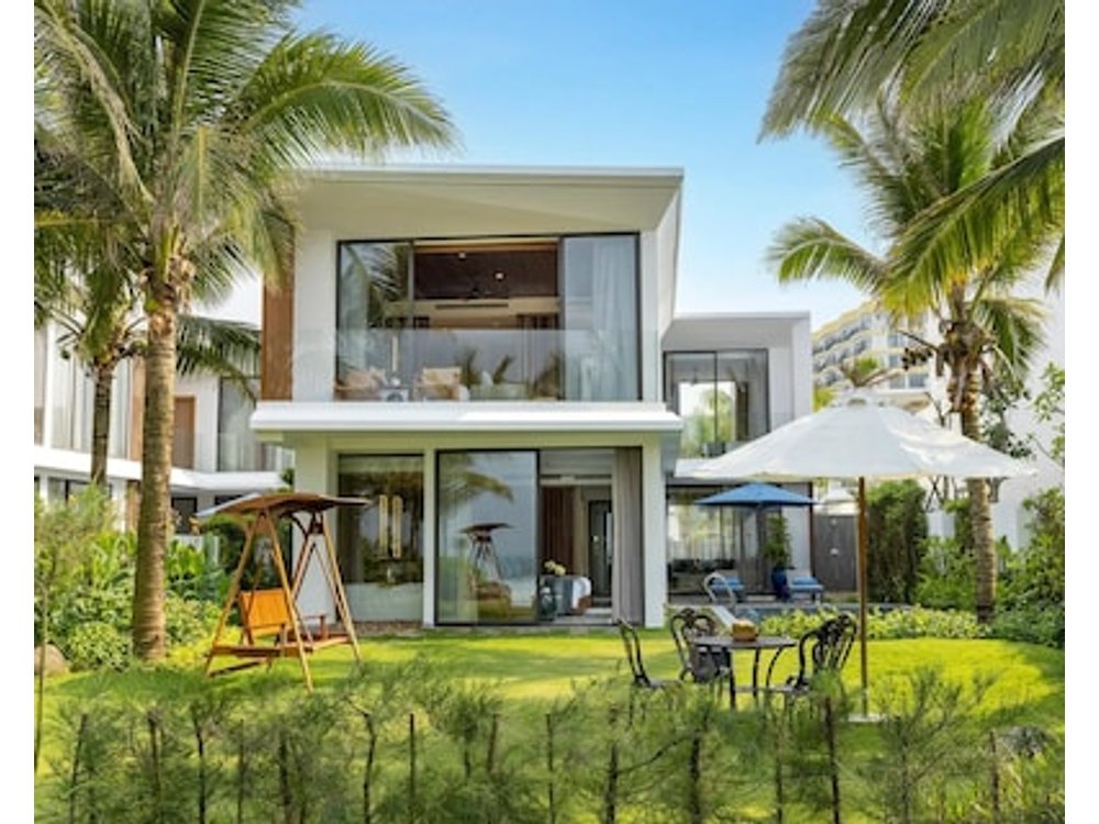 Wyndham Hoi An Royal Beachfront Resort & Villas