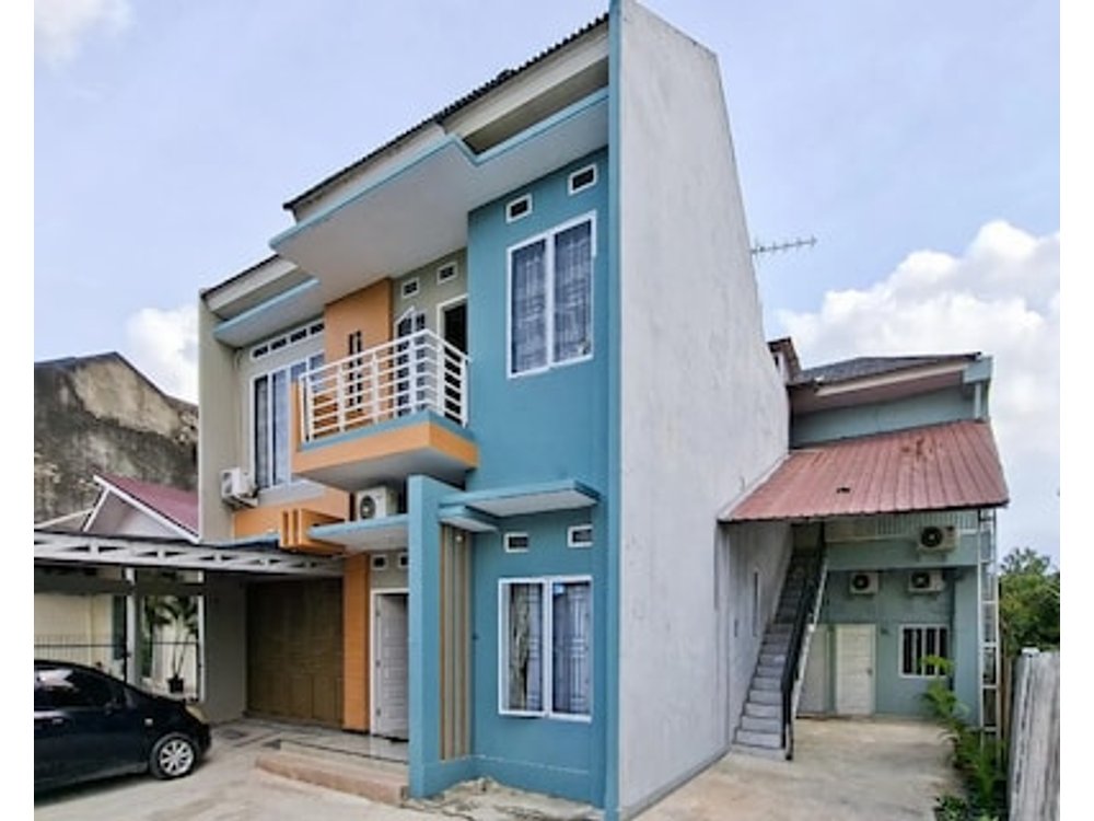 RedDoorz Plus Living World Pekanbaru