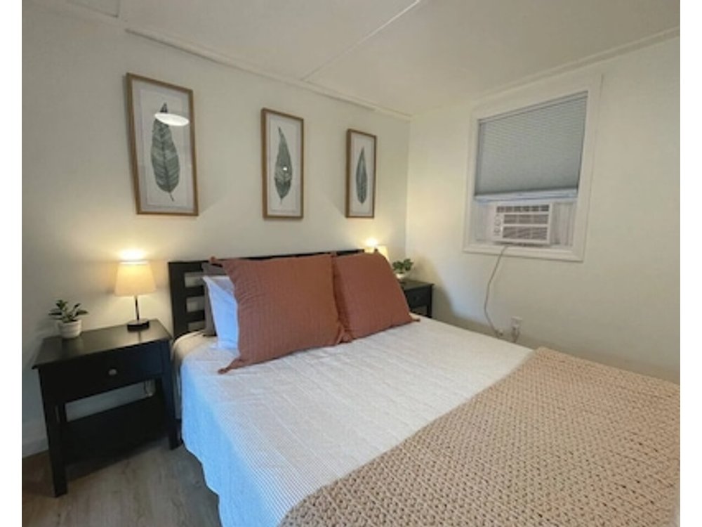 A lovely lakeside Cottage near Saratoga ★ 1BR ★