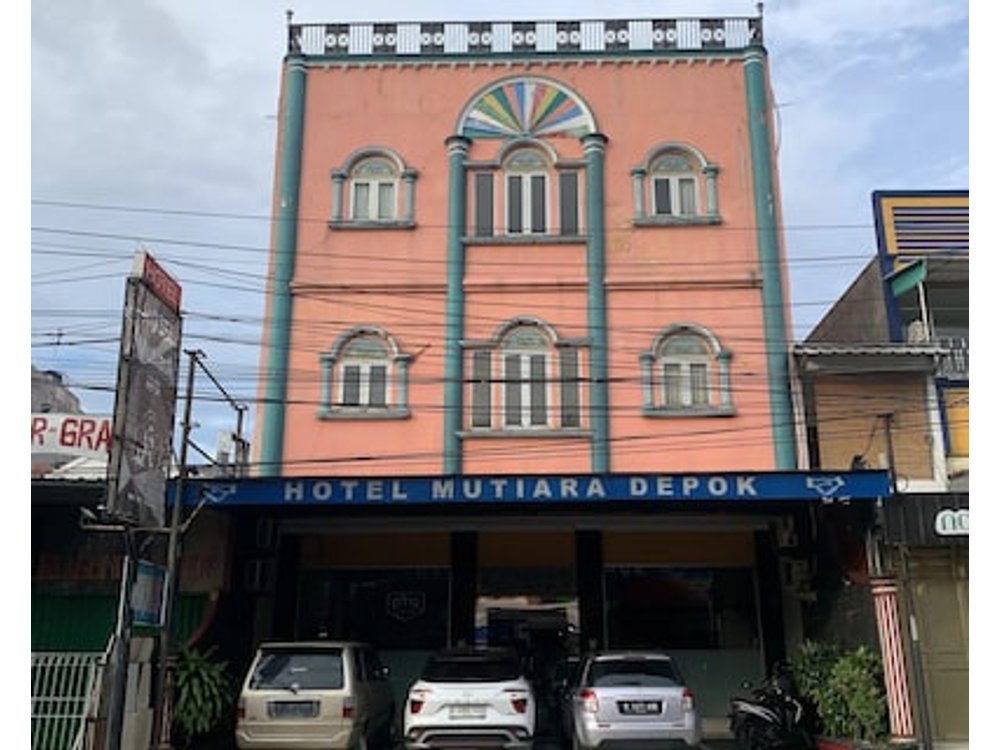 Hotel O Depok near Bhayangkara BRIMOB Hospital Formerly Hotel Mutiara Kelapa Dua Depok