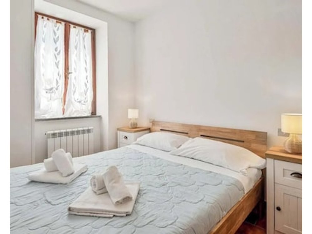 Experience the magic of the Cinque Terre by staying at Aguglia House in Riomaggiore one of the most charming villages on the Ligurian coast.Main feat