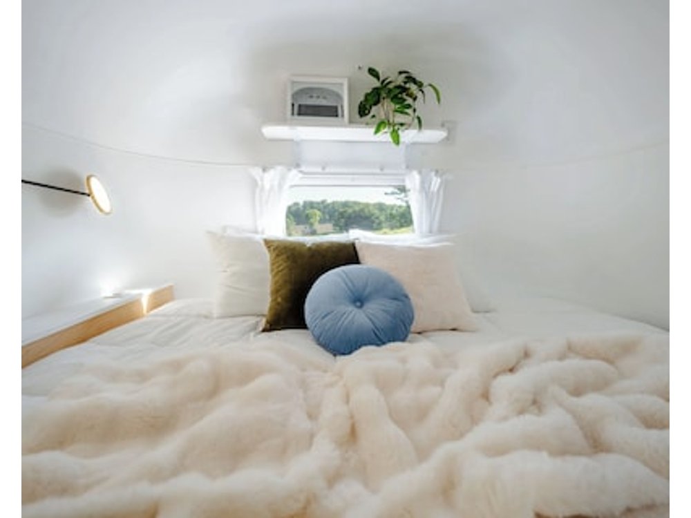Unique Argosy Airstream Caravan W/hot Tub