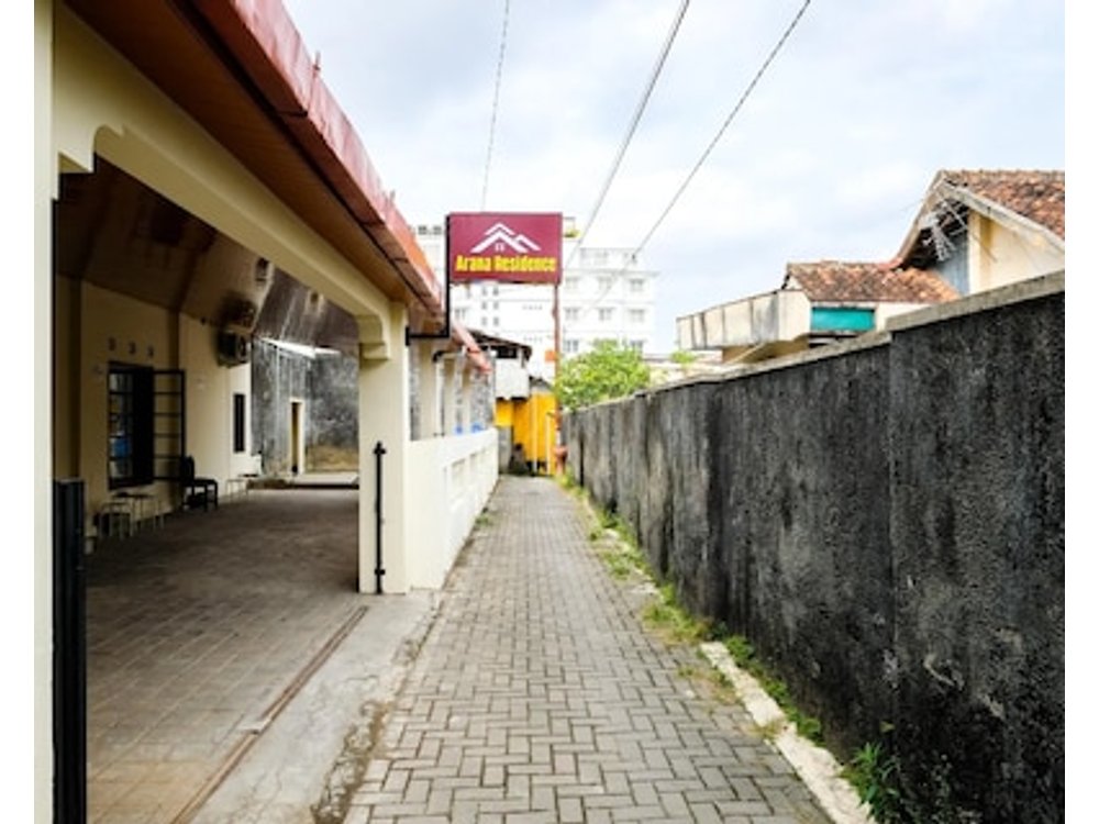 RedDoorz near Jalan Malioboro Area