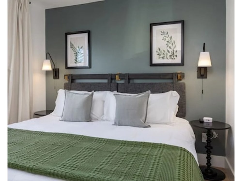 Stunning 2 Bedroom 3 Beds in Hillsboro Village - Walk to Restaurants